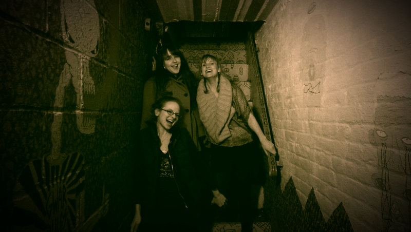 Illustration for article titled A Late-Night Punk Rock Set Is Incomplete Without the New HTC One